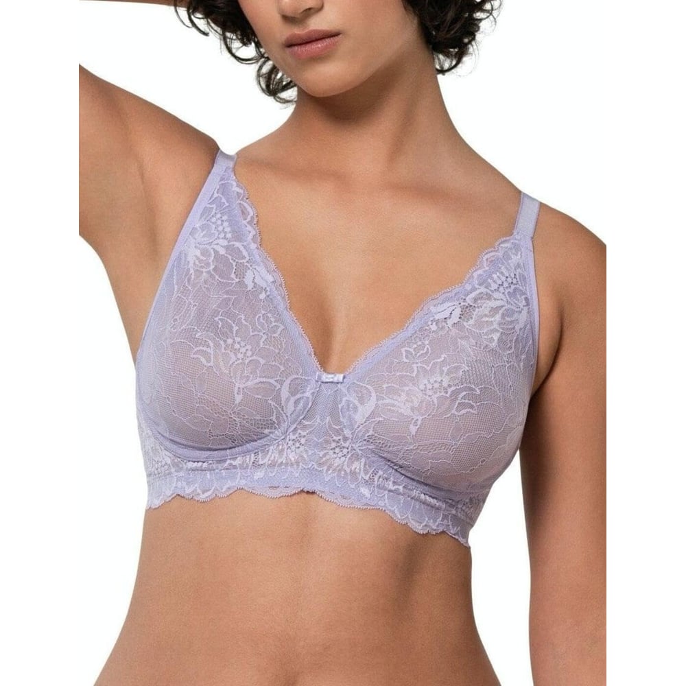 Triumph Amourette Charm N03 Light Lilac