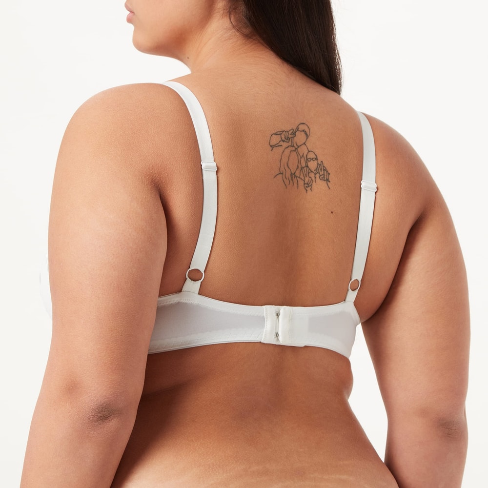 Triumph Sexy Angel Spotlight WHU Silk White