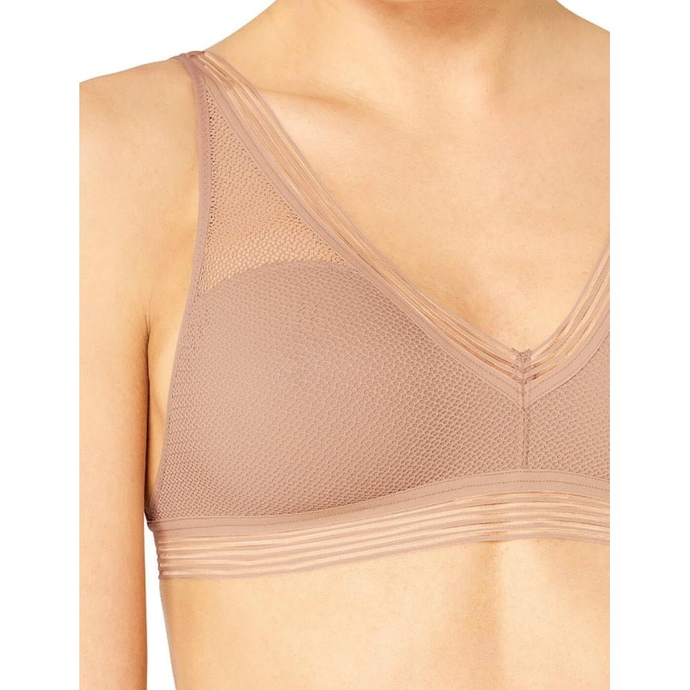 Triumph Infinite Sensation N01 Smooth Skin