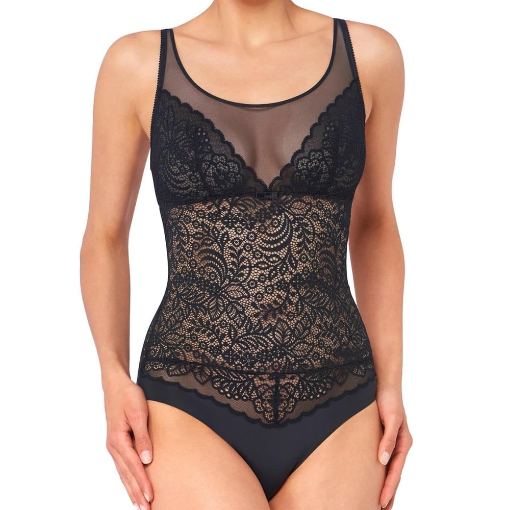 Triumph Amourette Spotlight Bs01 Black 