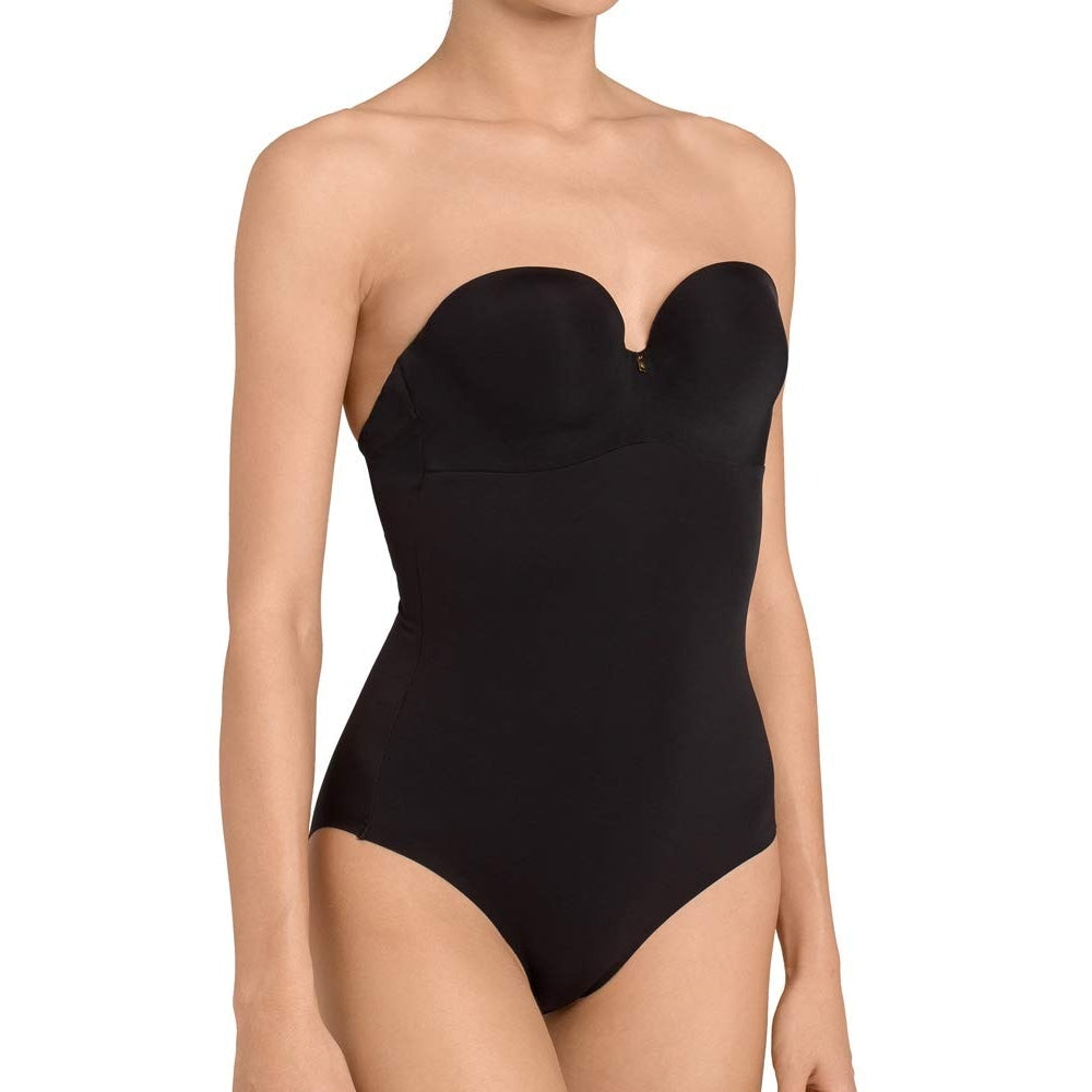 Triumph Body Make-up Essentials BSWPM Black