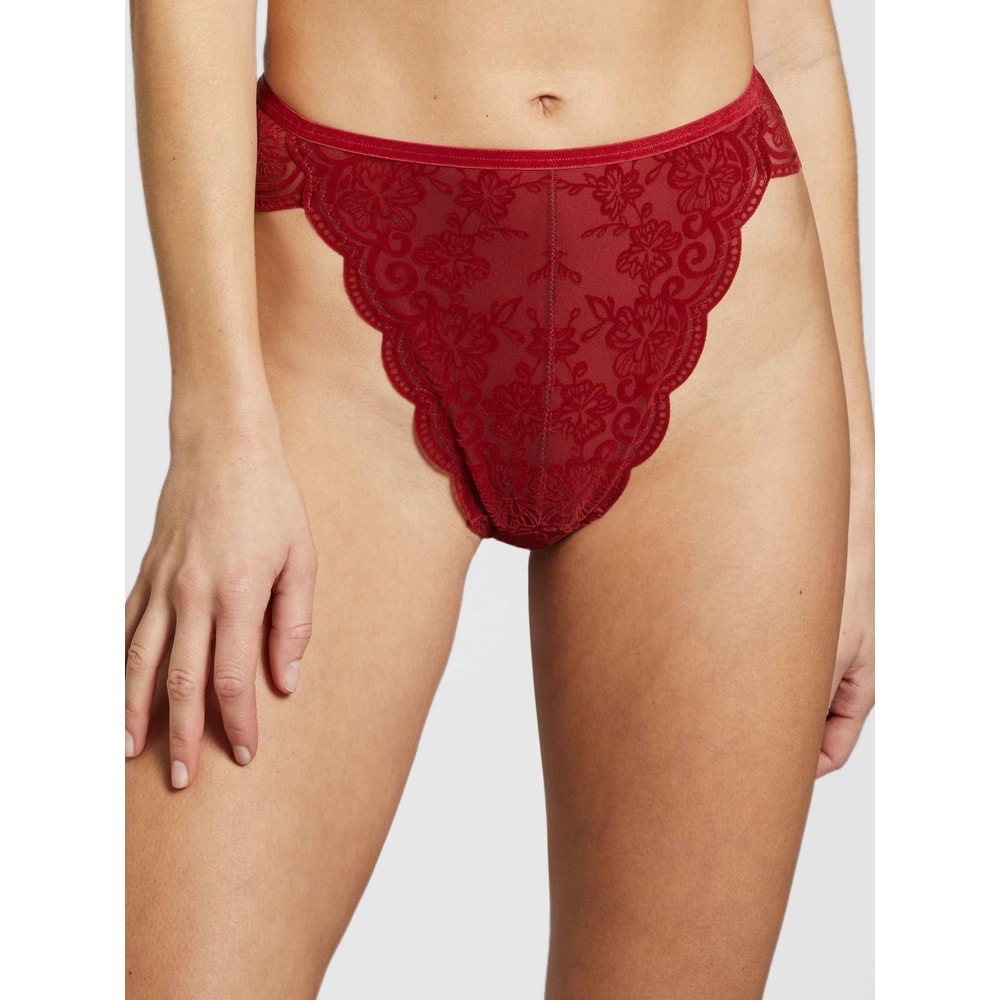 Triumph Amourette 300 Rococo Highleg Brazilian Mannish Red 