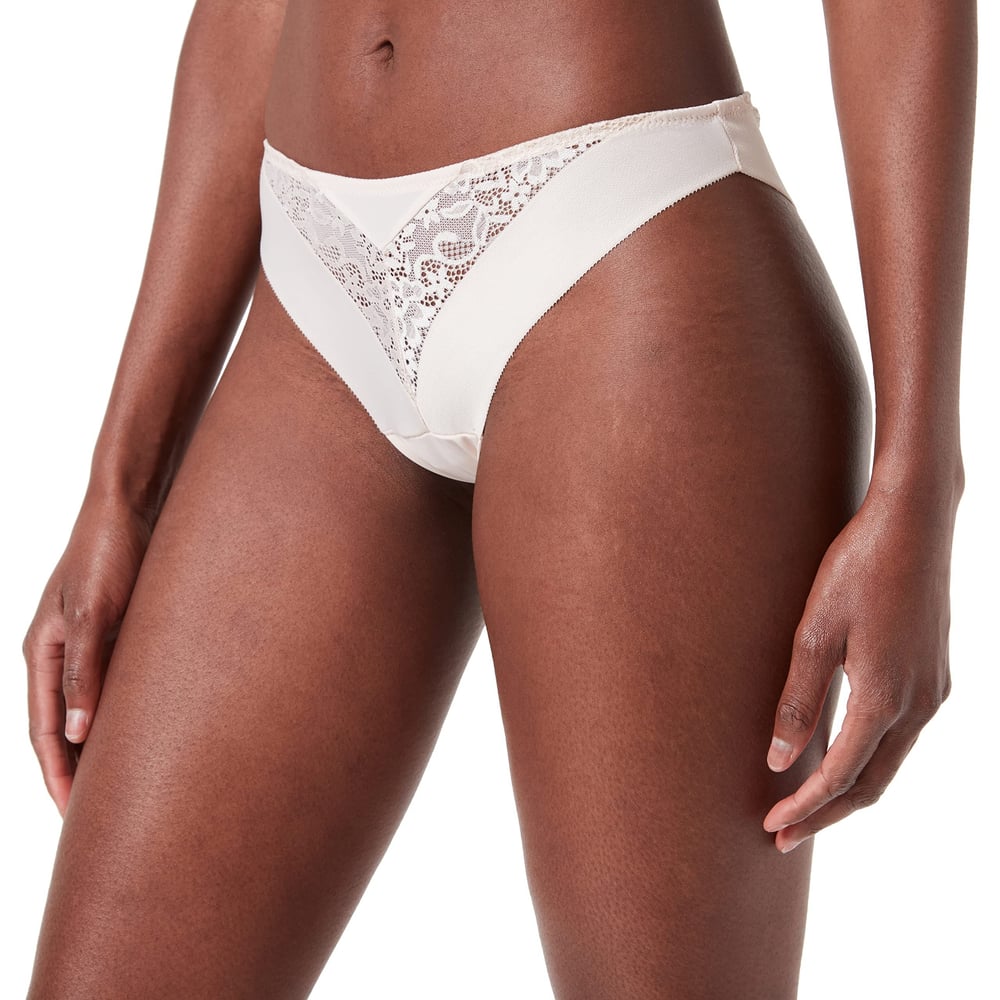Triumph Vivid Spotlight Brazilian Cameo Beige 