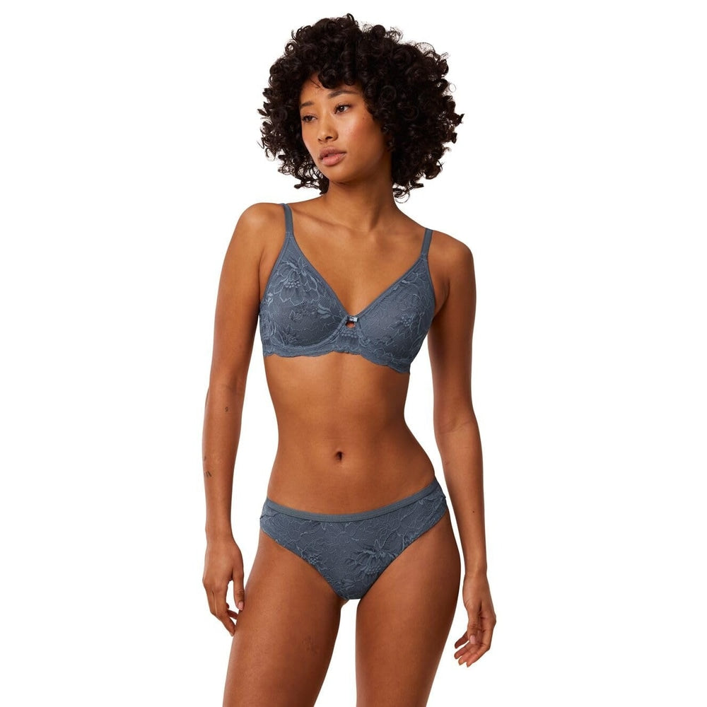 Triumph Amourette Charm T W02 Cloudy Blue 