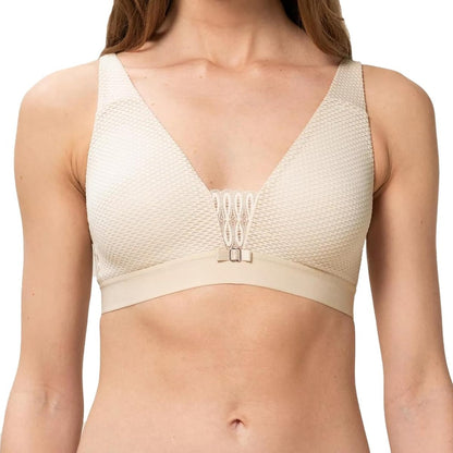 Triumph Aura Spotlight N Creamy Dream 