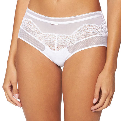 Triumph Beauty-Full Darling Max White 