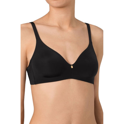 Triumph Body Make-Up Essentials N Black 