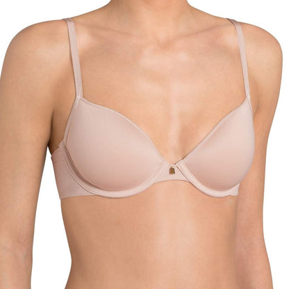 Triumph Body Make-up Essentials WHP Beige 