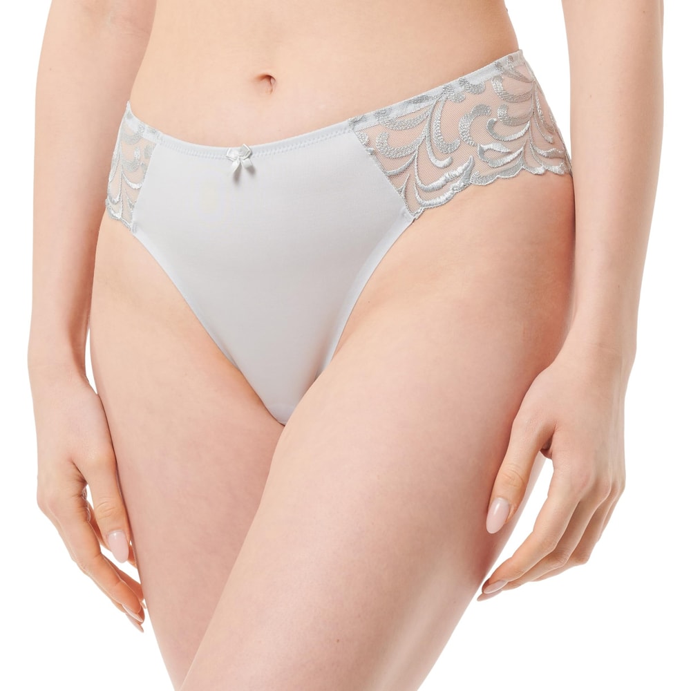 Triumph Modern Finesse Tai X Platino