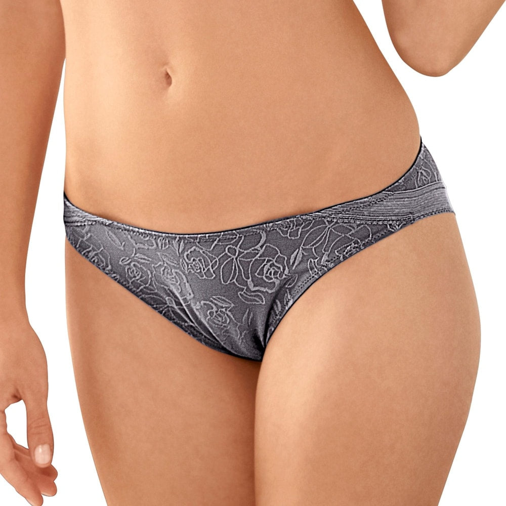 Triumph Sculpting Sensation Tai Shiver 