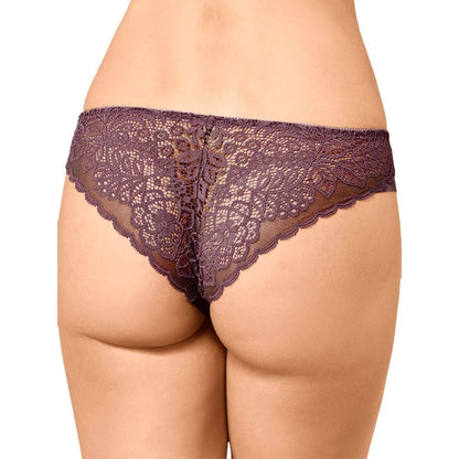 Triumph Amourette Spotlight Brazilian Kaluha 