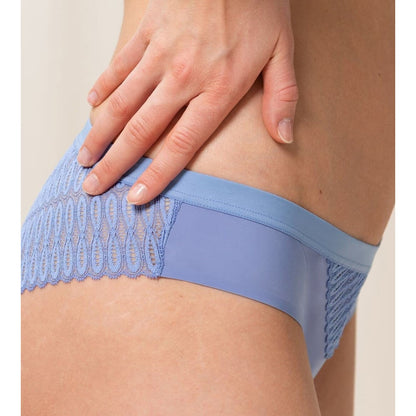 Triumph Aura Spotlight Brazilian Purple Dust 