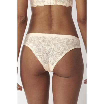 Triumph Smart Lace Brazilian EX Creamy Dream 