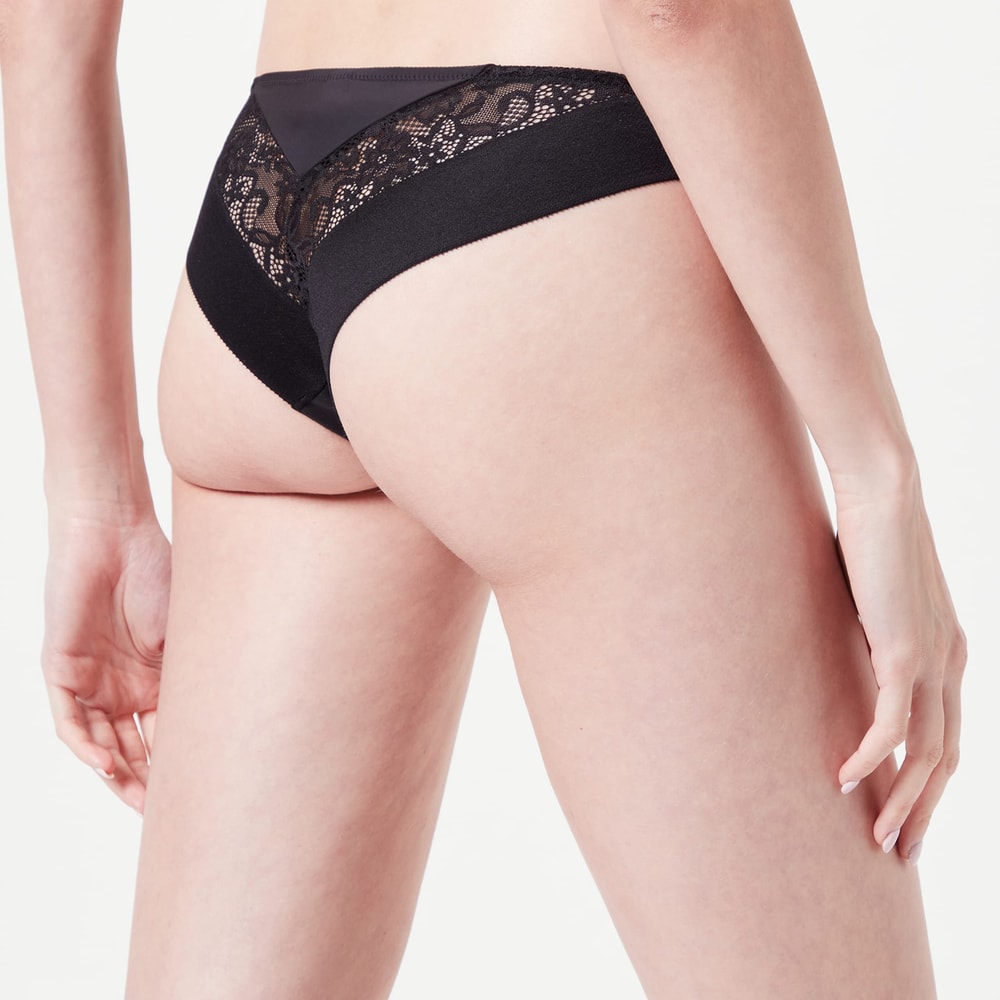 Triumph Vivid Spotlight Brazilian Black 