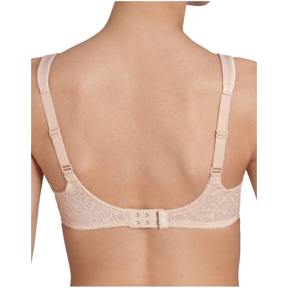 Triumph Comfort Minimizer W Teint 