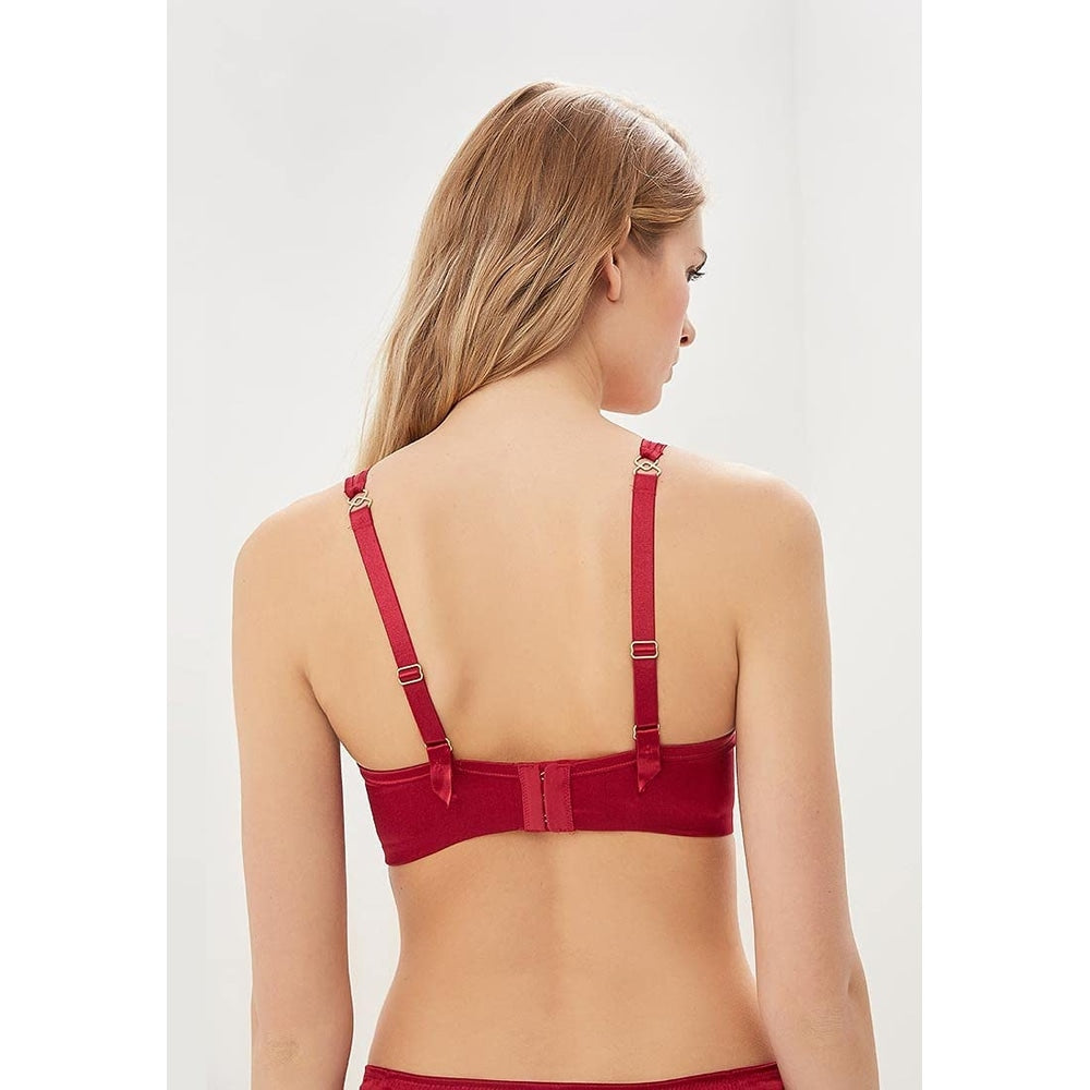 Triumph Livs Luxurious Essence WHU01 E Rosso Masai 