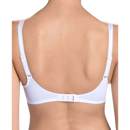 Triumph Modern Posy N White 
