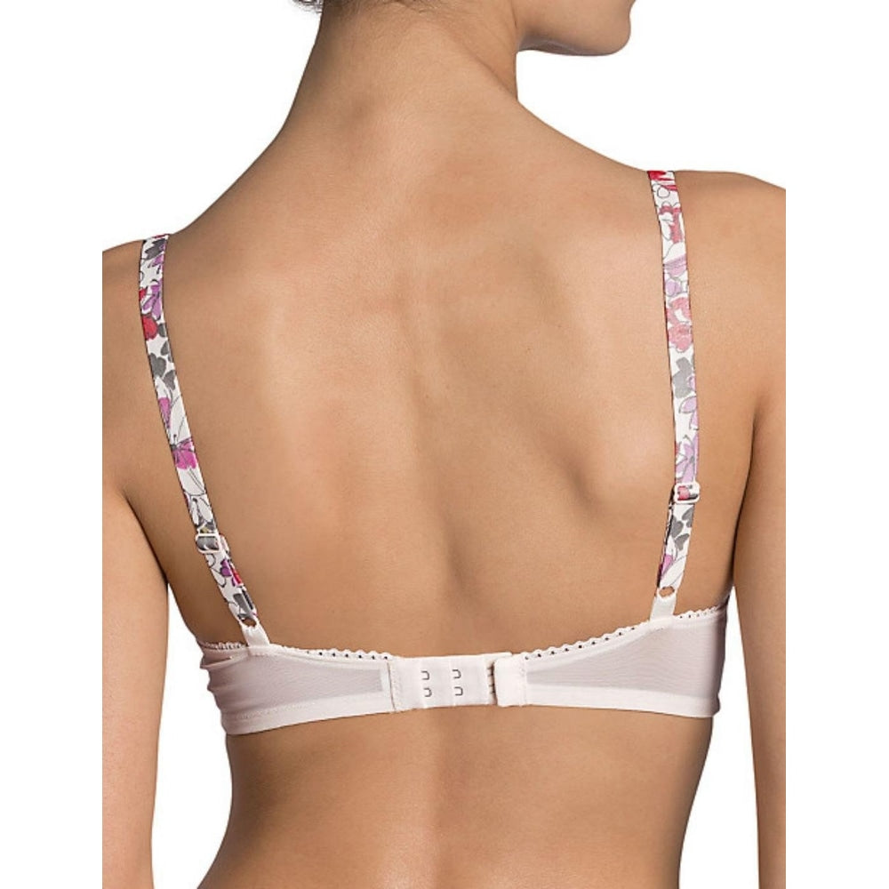 Triumph Mon amour Spotlight WHP Skin Light Combination 