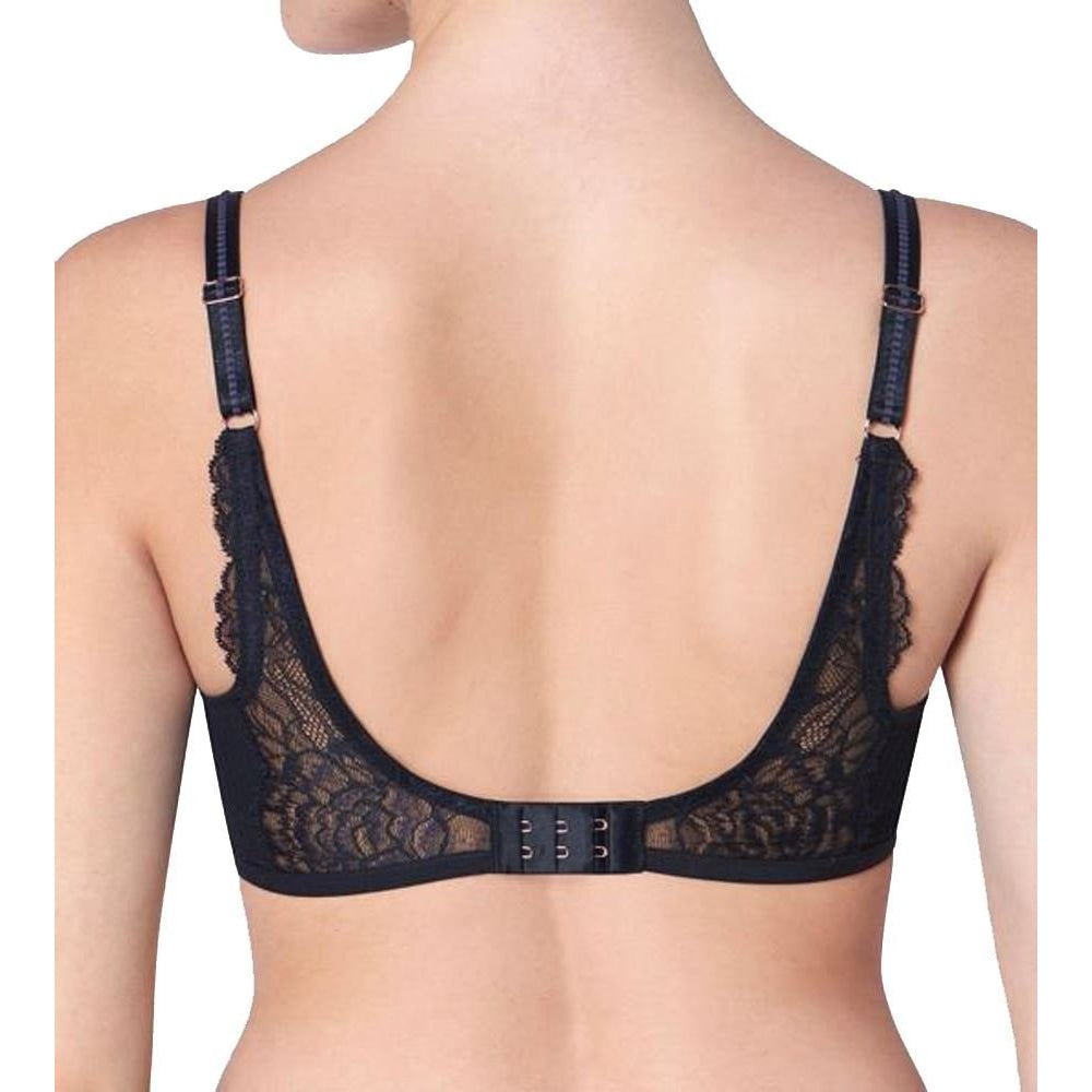 Triumph Peony Florale W Black 