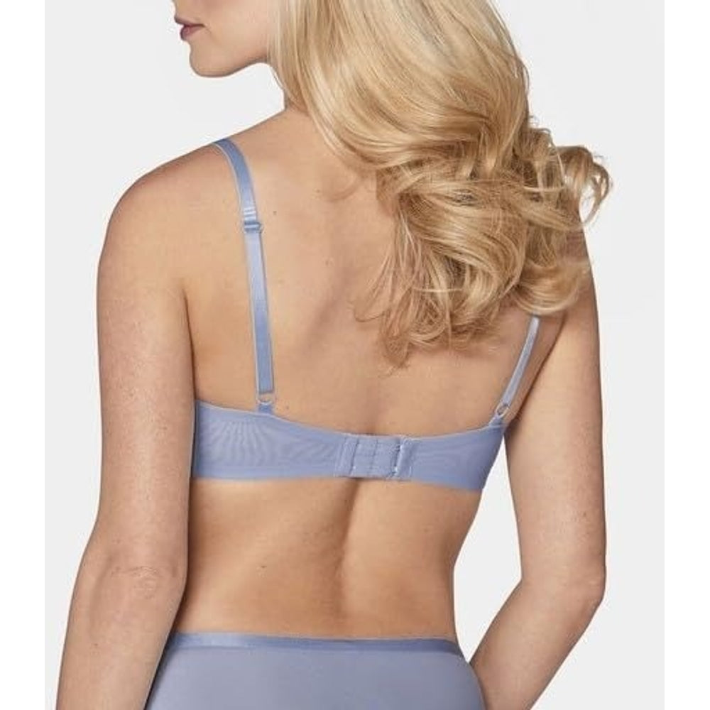 Triumph Sexy Angel Spotlight W02 Iced Blue 