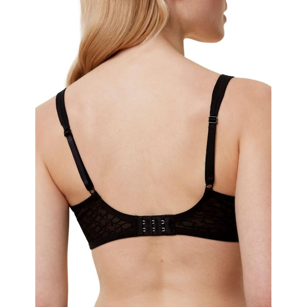 Triumph Signature Sheer W01 Ex Black 