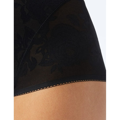 Triumph Wild Rose Sensation BSW Black 
