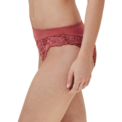 Triumph Amourette Charm Tai Bohemian Rose 