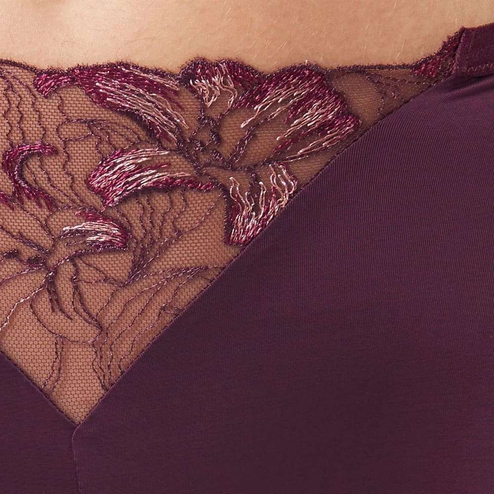 Triumph Freesia Florale Maxi Deep Burgundy 