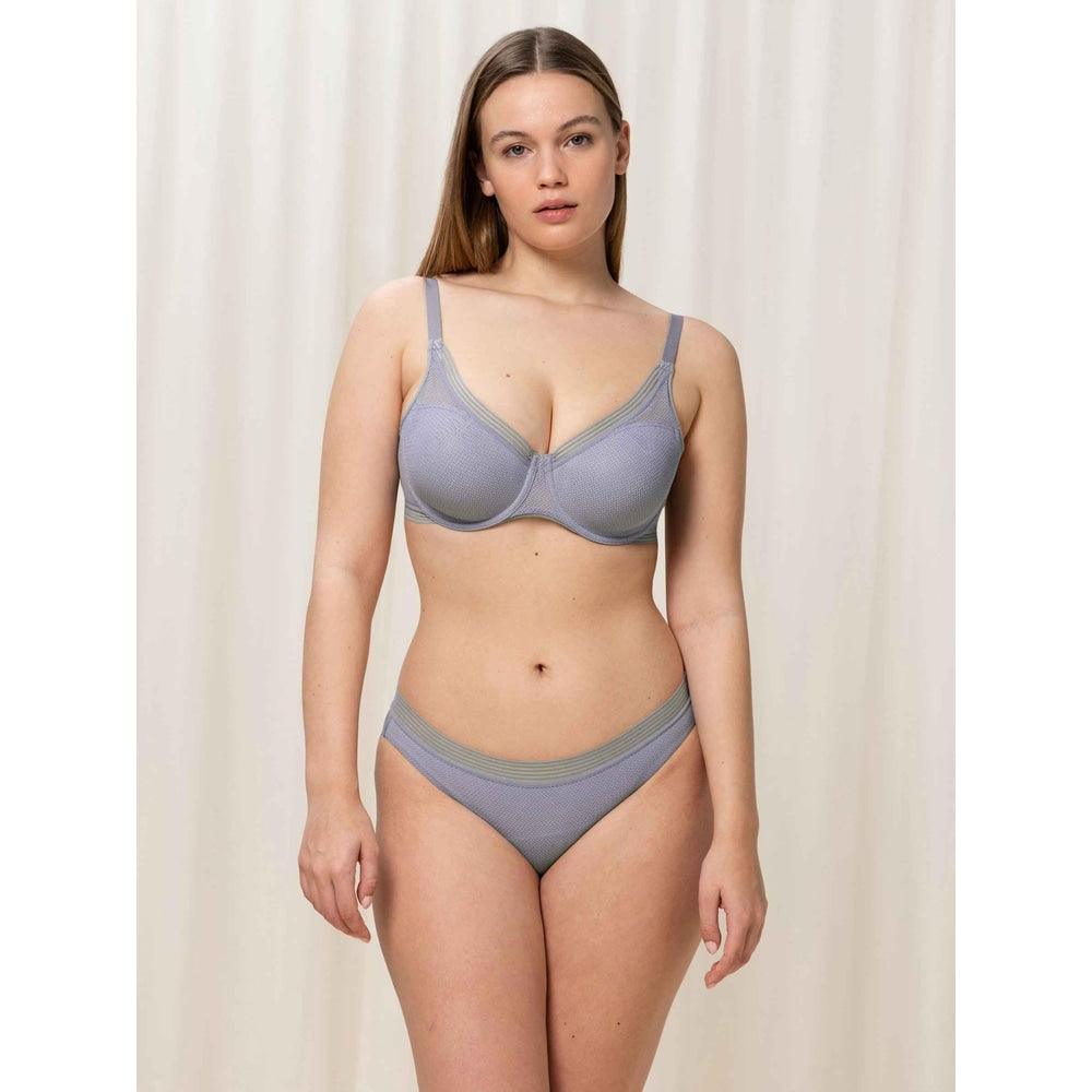 Triumph Infinite Sensation W01 Morandi Grey 