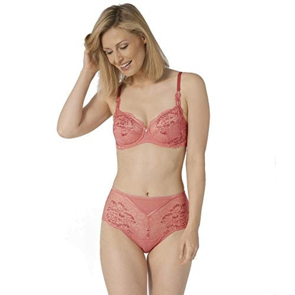 Triumph Peony Florale W Cameo 