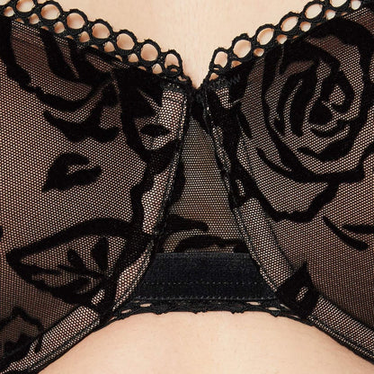 Triumph Velvet Rose Spotlight WHP Black 